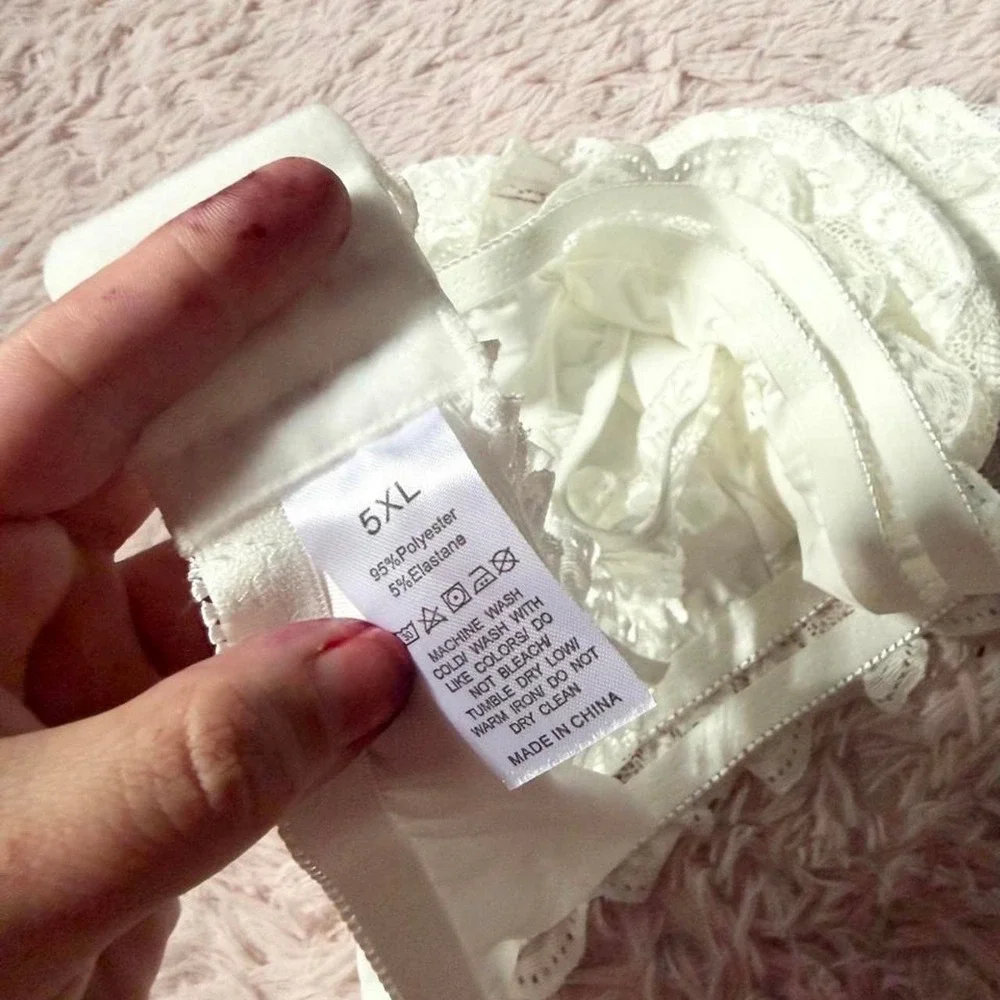 BAMBOO white floral